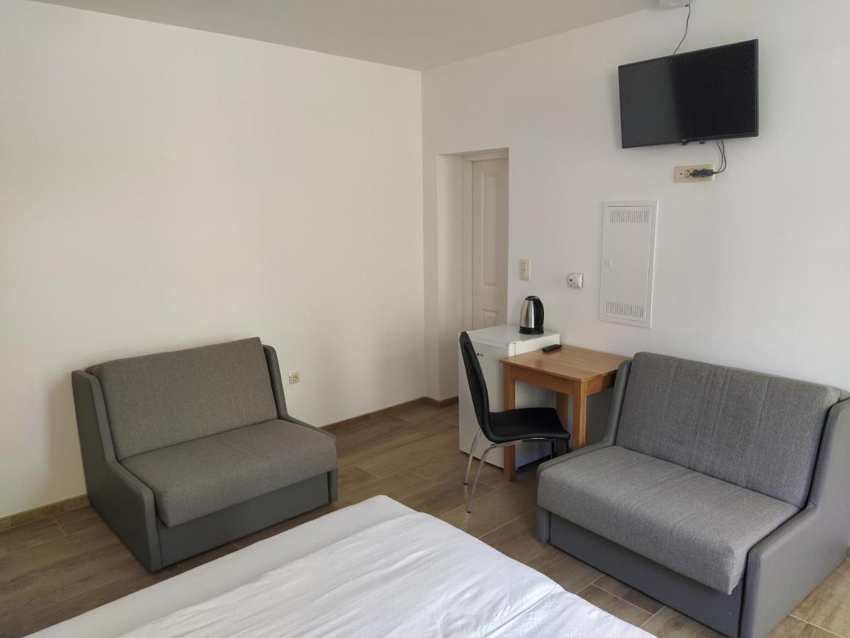 Apartmaji Maln ドレーニスケ・トプリーツェ エクステリア 写真